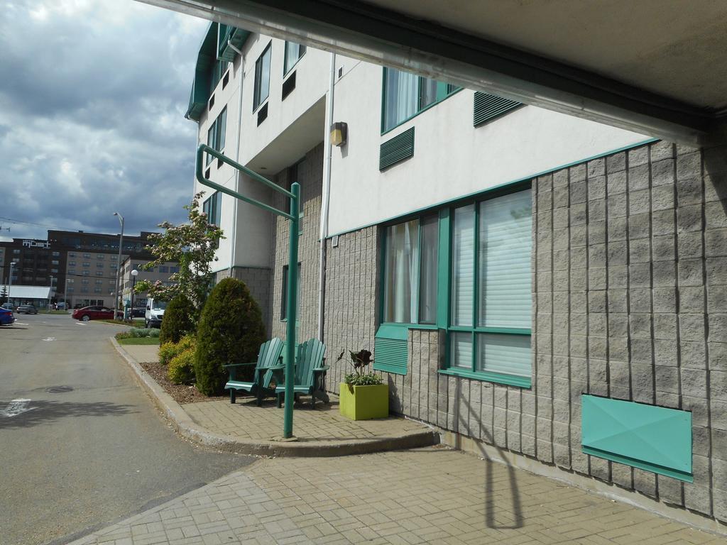 Repotel Aeroport Quebec Exterior foto
